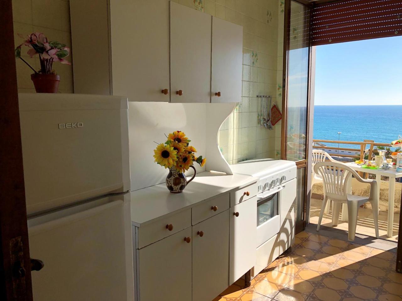 Accomodation Sul Mare Villa กัลลีโปลี ภายนอก รูปภาพ